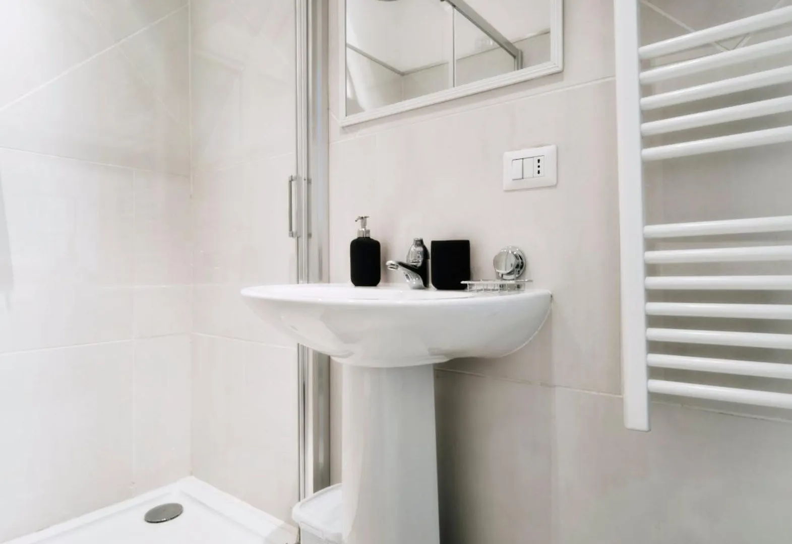Wonderful Apartment Near Central Station - Daniele Case Vacanza Milano