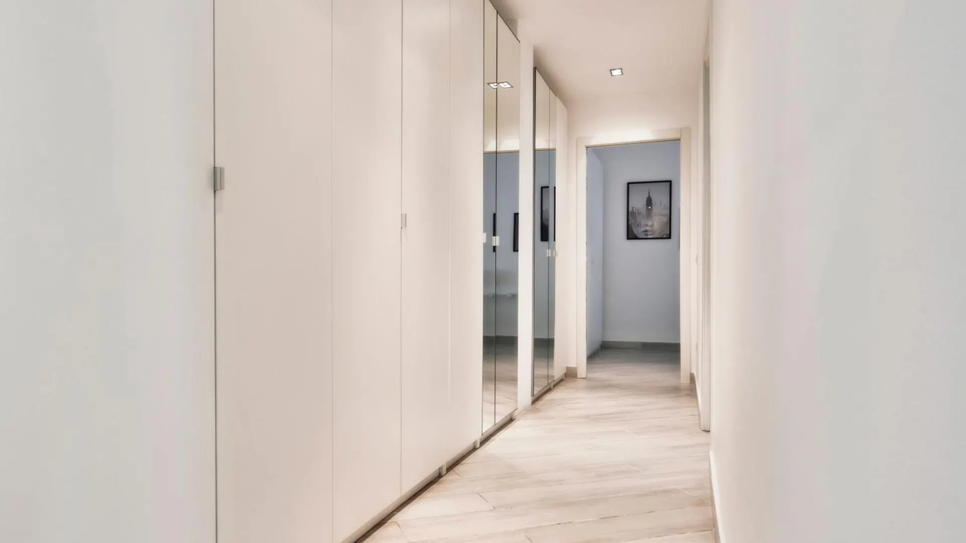 Wonderful Apartment Near Central Station - Daniele Case Vacanza ミラノ 0*,